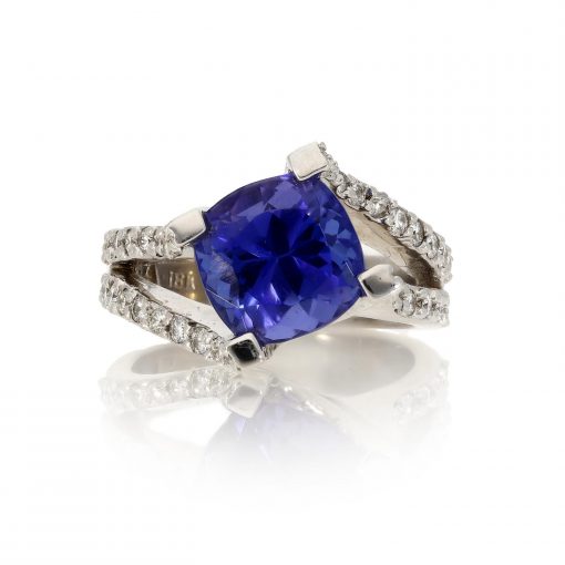 Tanzanite RingStyle #: MH-Ring